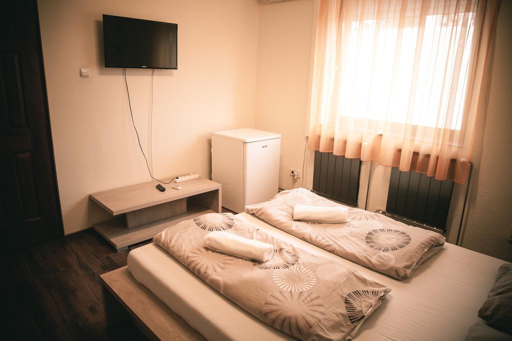 Hotel Central King Budapest Zimmer foto